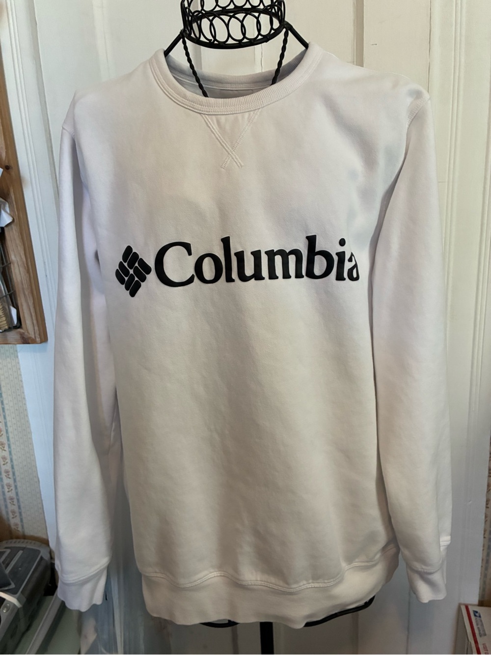 Columbia Men's Size XL White Logo Crewneck Sweatshirt